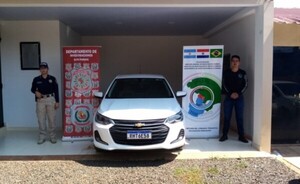 Recuperan vehículo robado en Foz de Yguazú