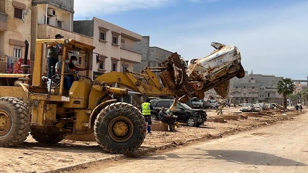 Buscan a miles de desaparecidos tras una semana de inundaciones en Libia