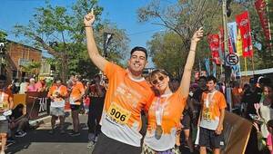 [GALERÍA] Famosos del SNT corrieron por el aniversario del canal