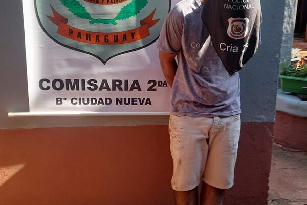 Agredió a su madre por bajarle el volumen a su música