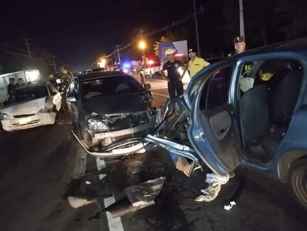 Triple choque sobre ruta PY01: presidente de la Junta de Itá resultó herido - Policiales - ABC Color
