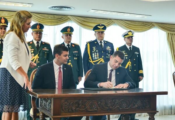 Cartistas echan a sus “correlíes” pero ahora piden unidad para Presupuesto - Política - ABC Color