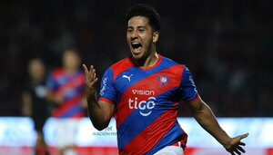 Versus / ¿Qué pasa con Cecilio Domínguez en Cerro Porteño?