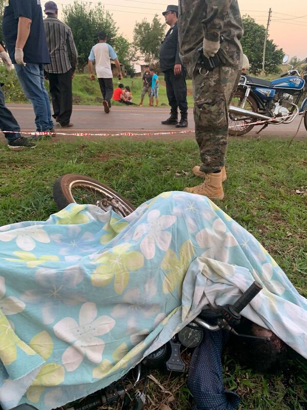 SEPTUAGENARIO FALLECE TRAS CAER DE SU MOTOCICLETA EN ITAPÚA POTY