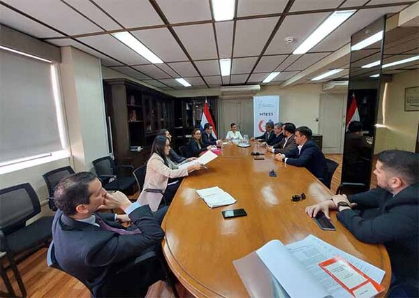 Junta Directiva del STEIBI abre mesa de diálogo social con ministra de Trabajo | DIARIO PRIMERA PLANA
