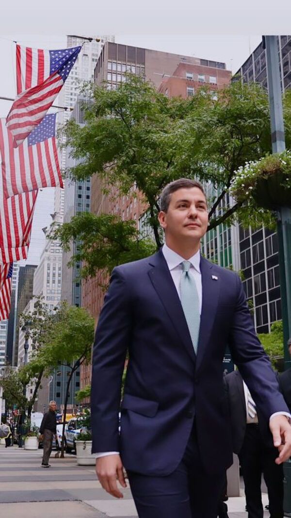 Santiago Peña desarrolla agenda de trabajo bilateral en Nueva York