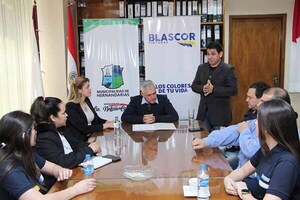 Comuna hernandariense firma convenio con industria de pintura Blascor para cursos de formación técnica | DIARIO PRIMERA PLANA