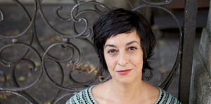 Arami Ull贸n, cineasta paraguaya: "Estoy dentro de dos mundos diferentes, Am茅rica y Europa" - Revista PLUS