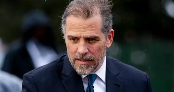 Hijo de Biden es imputado por posesión ilegal de armas