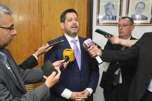 Diario HOY | Latorre dice no al pedido de reabrir miniclínica en Diputados