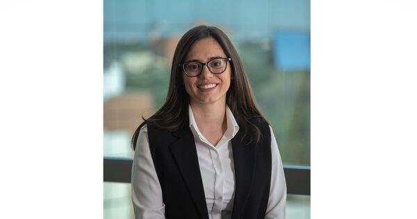 Empresas que crecen: casos de 茅xito, desarrollo e impacto del mercado de valores en los negocios - Revista PLUS