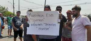 Comerciantes de Nanawa cerraron media calzada en puente Remanso y hubo incidentes - Megacadena