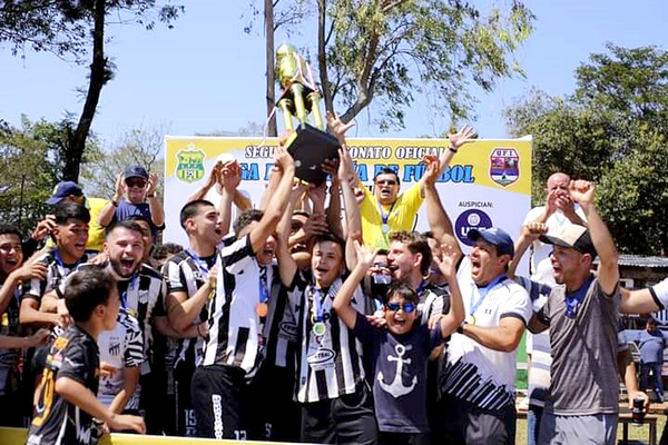 Primero de Mayo es el campeón de la Liga Franqueña de Fútbol - La Clave