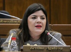 Diputados colorados abandonan Fuerza Republicana para formar una bancada independiente · Radio Monumental 1080 AM