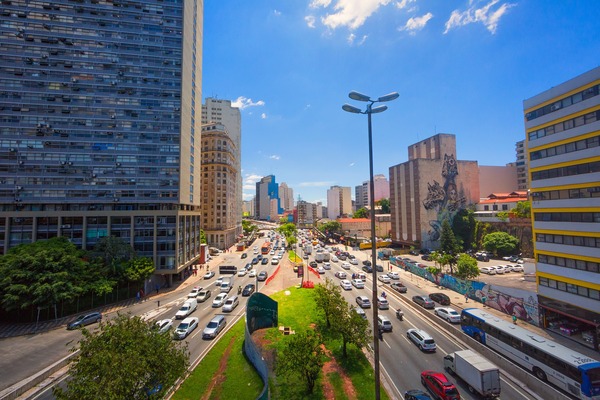 Brasil presenta oportunidades para inversi贸n extranjera por 30.500 millones de d贸lares - Revista PLUS