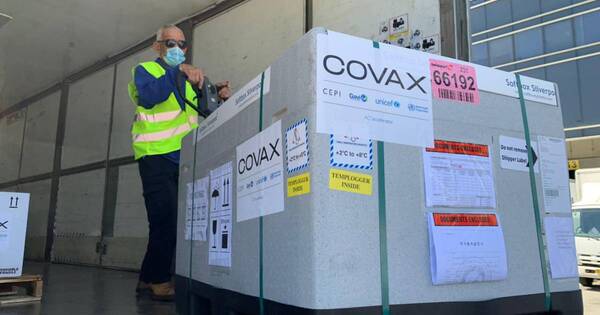 La Nación / Paraguay evalúa ir a arbitraje ante insistencia de Covax de cobrar tasa de salida del mecanismo