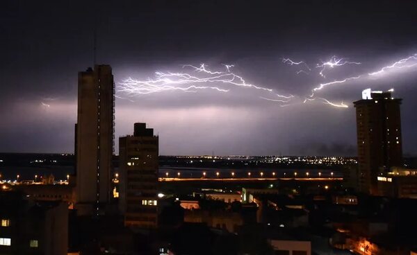 Posibles tormentas eléctricas para seis departamentos - Clima - ABC Color
