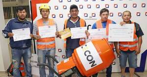 La Nación / Albañiles campeones agradecieron la oportunidad
