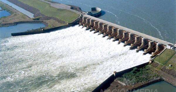 La Nación / Paraguay oficializó el retiro del 100 % de su energía en Yacyretá