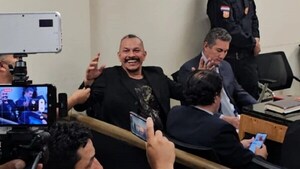 Mbururu es condenado a 2 años de prisión por coacción, pero es absuelto por robo