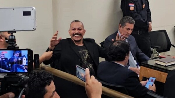 Mbururu es condenado a 2 años de prisión por coacción, pero es absuelto por robo