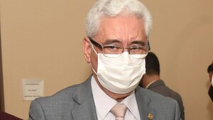 Dictan captura de ex rector de la UNA para cumplir su pena