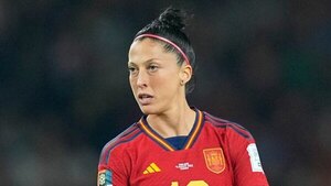 Versus / Jenni Hermoso acusa a la Federación española de fútbol de intimidación y amenazas