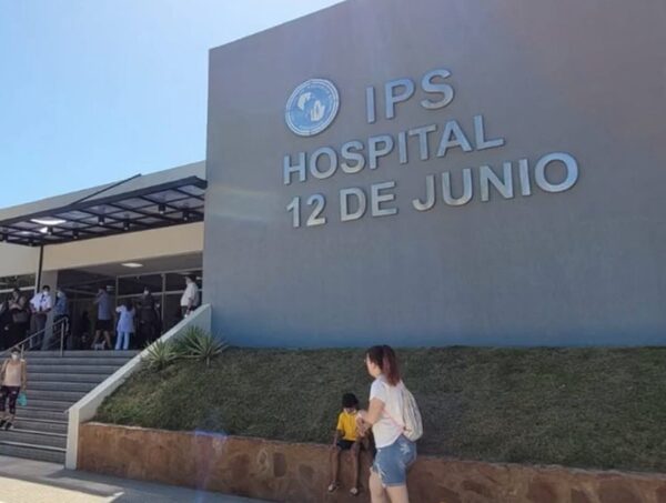 Clínica 12 de Junio atendió a 40 pacientes en el primer día de las consultas nocturnas · Radio Monumental 1080 AM