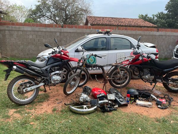 Detienen a tres adolescentes y recuperan motocicletas robadas en Bella Vista Norte - Oasis FM 94.3