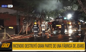 Incendio destruyó gran parte de una fábrica de jeans en San Lorenzo | Telefuturo