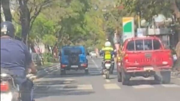 PMT de Asunción rompió retrovisor ajeno