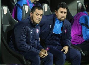 Versus / Cerro Porteño confirma a Víctor Bernay y se suma "Mingo" Salcedo