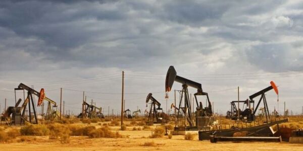 EL PETRÓLEO SE ACERCA A LOS 100 DÓLARES POR PROBLEMAS DE SUMINISTROS Y OPERACIONES APALANCADAS - Itapúa Noticias