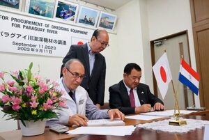 Japón suscribió contrato de construcción de draga para el Paraguay - El Independiente