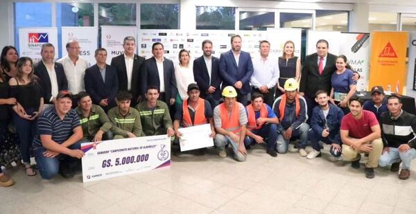Certificaron y premiaron a los mejores albañiles