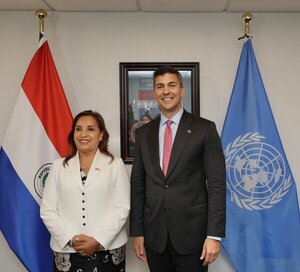 La presidenta de Per煤, Dina Boluarte se reuni贸 con Santiago Pe帽a con el fin de fortalecer las relaciones bilaterales - Revista PLUS