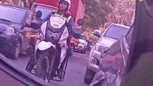 Conductora denuncia que fue extorsionada por agentes de la PMT en Asunción por pasar un semáforo en rojo
