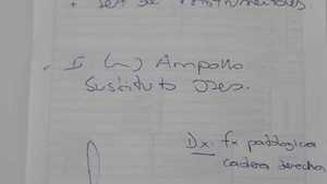Niño necesita ayuda para operarse del ojo derecho