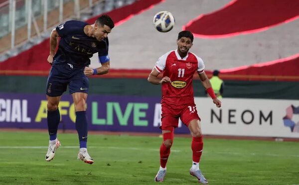 Cristiano debuta con el Al Nassr en la ‘Champions’ de Asia con victoria en Teherán - Fútbol Internacional - ABC Color