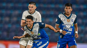 Árbitros confirmados para el juego regularización entre Olimpia y Sportivo Ameliano