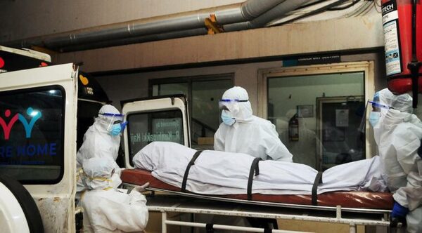 Temor por el virus Nipah, lleva a prohibición de reuniones en la India, tipo modo Covid