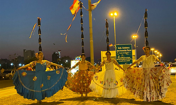 Bailarinas ovetenses forman parte del Récord Mundial de botelleras