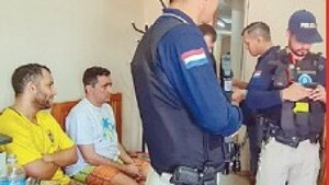 Sospechan que papeles mau eran vendidos a 10 mil dólares a estudiantes de Medicina