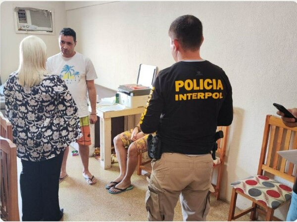 Diario HOY | Imputan a estudiantes brasileños por falsificación de certificados de estudios