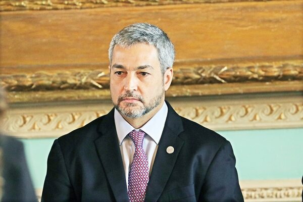 Funcionarios del gobierno anterior en la mira de la CGR