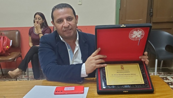 Concejal municipal renuncia para asumir cargo en IPS