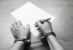 Diario HOY | Aconsejan rechazo de inclusión de la “delación premiada” en el Código Penal