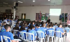Realizan charla a estudiantes de la comunidad de San Cristóbal