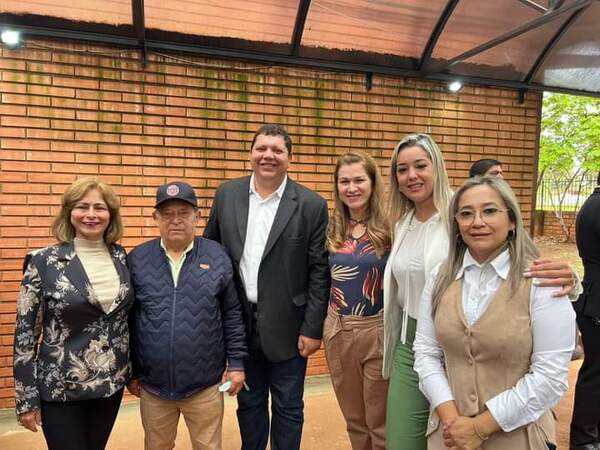 A un mes en el cargo: Gobernador y concejales ya piden aumento de sueldos