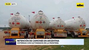 Video: retención de camiones de gas licuado en Argentina  - ABC Noticias - ABC Color